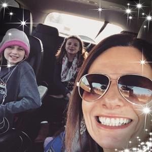 Meet your Posher, Karin